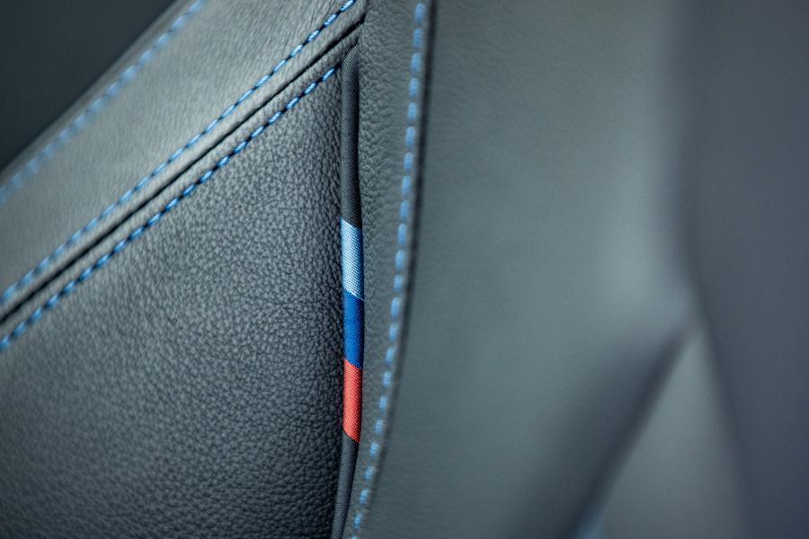 Детали интерьера BMW X5 M50i (G05) 2019 года  (NA) (фото 2 из 40)